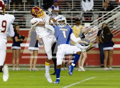 Thumbnail 1 in Serra vs. Menlo-Atherton photogallery.