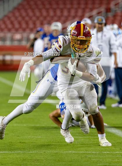 Thumbnail 2 in Serra vs. Menlo-Atherton photogallery.