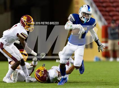 Thumbnail 1 in Serra vs. Menlo-Atherton photogallery.
