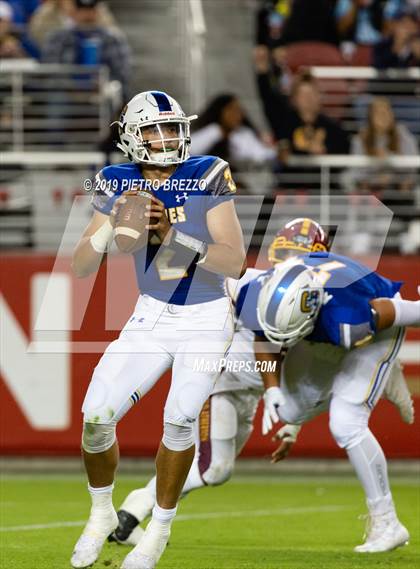 Thumbnail 3 in Serra vs. Menlo-Atherton photogallery.