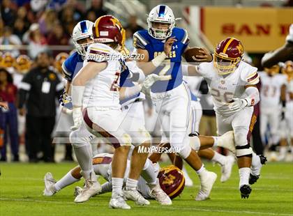 Thumbnail 1 in Serra vs. Menlo-Atherton photogallery.