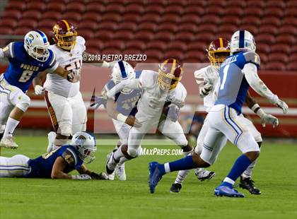 Thumbnail 3 in Serra vs. Menlo-Atherton photogallery.
