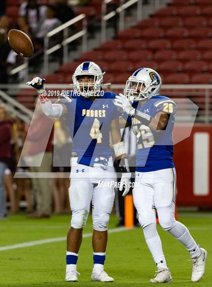 Thumbnail 2 in Serra vs. Menlo-Atherton photogallery.