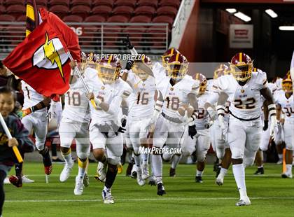 Thumbnail 2 in Serra vs. Menlo-Atherton photogallery.
