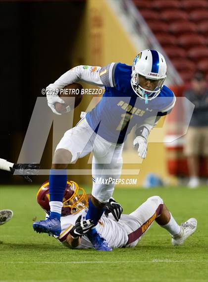 Thumbnail 3 in Serra vs. Menlo-Atherton photogallery.