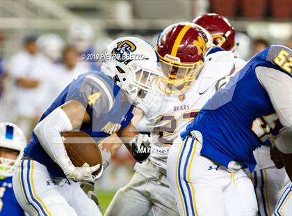 Thumbnail 2 in Serra vs. Menlo-Atherton photogallery.
