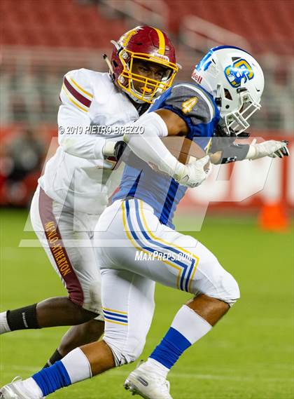 Thumbnail 2 in Serra vs. Menlo-Atherton photogallery.