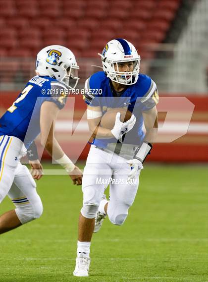 Thumbnail 2 in Serra vs. Menlo-Atherton photogallery.