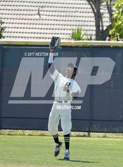 Thumbnail 2 in St. John Bosco vs. Edison (G1) photogallery.