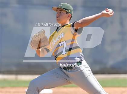 Thumbnail 3 in St. John Bosco vs. Edison (G1) photogallery.