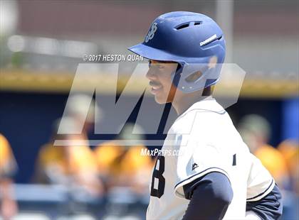 Thumbnail 2 in St. John Bosco vs. Edison (G1) photogallery.