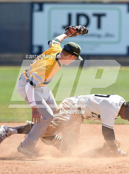 Thumbnail 1 in St. John Bosco vs. Edison (G1) photogallery.