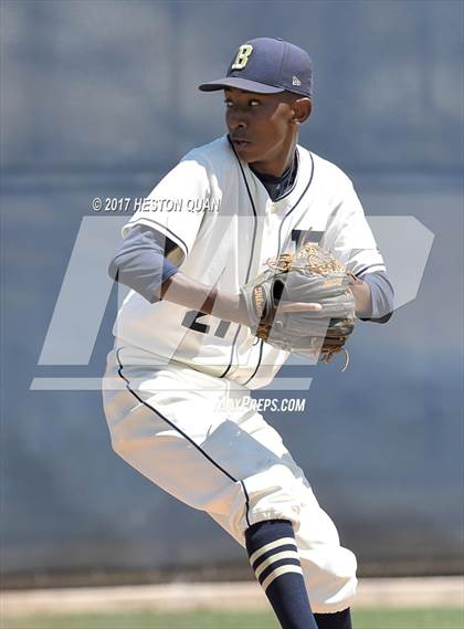 Thumbnail 1 in St. John Bosco vs. Edison (G1) photogallery.