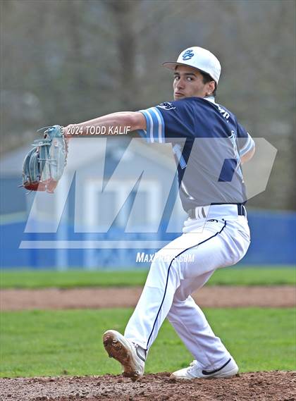 Thumbnail 2 in East Catholic @ Glastonbury photogallery.