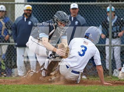 Thumbnail 1 in East Catholic @ Glastonbury photogallery.