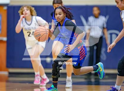 Thumbnail 3 in Grand Oaks @ College Park photogallery.