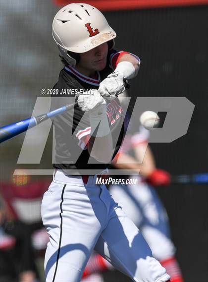 Thumbnail 2 in Lorena vs. Franklin photogallery.