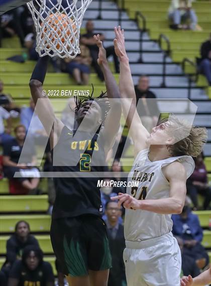 Thumbnail 3 in Marist vs Spencer (GHSA 4A State Playoff - Quarterfinals) photogallery.