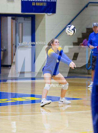 Thumbnail 2 in Leo @ East Noble photogallery.