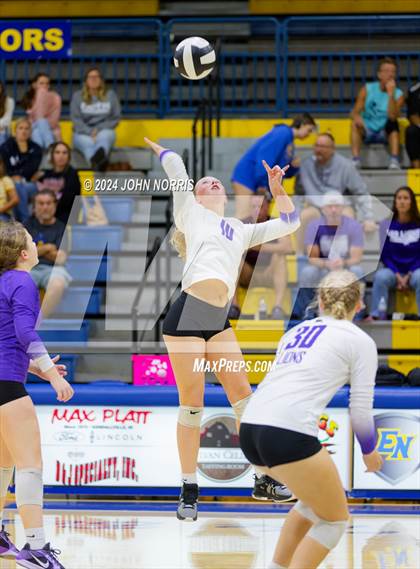 Thumbnail 1 in Leo @ East Noble photogallery.