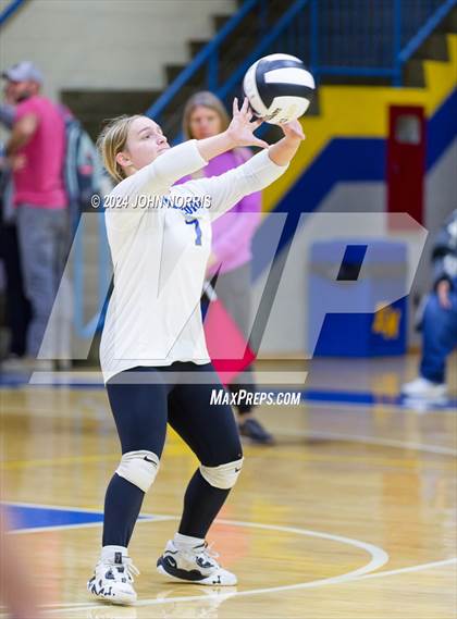 Thumbnail 1 in Leo @ East Noble photogallery.