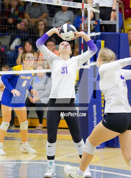 Thumbnail 1 in Leo @ East Noble photogallery.
