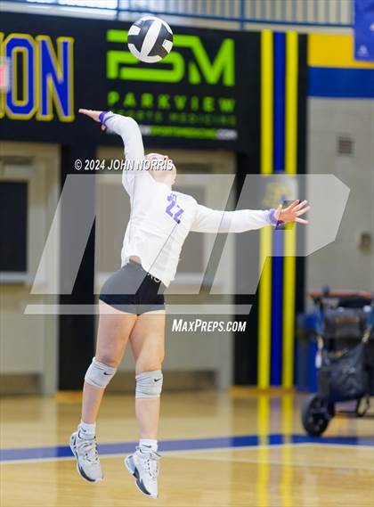 Thumbnail 1 in Leo @ East Noble photogallery.