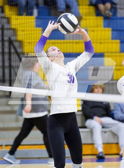Thumbnail 1 in Leo @ East Noble photogallery.