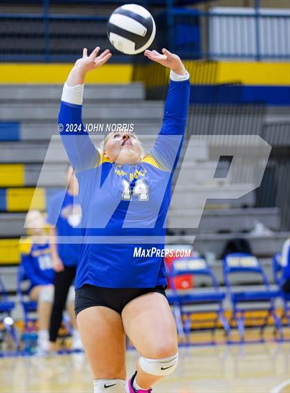 Thumbnail 3 in Leo @ East Noble photogallery.