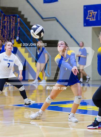 Thumbnail 1 in Leo @ East Noble photogallery.