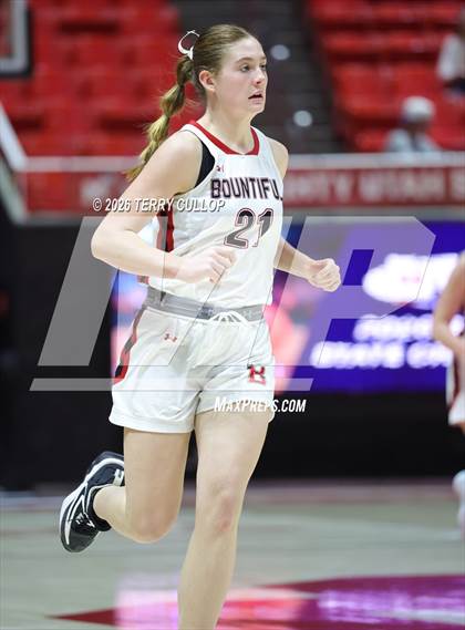 Thumbnail 2 in Bountiful vs. Maple Mountain (UHSAA 5A Quarterfinal) photogallery.