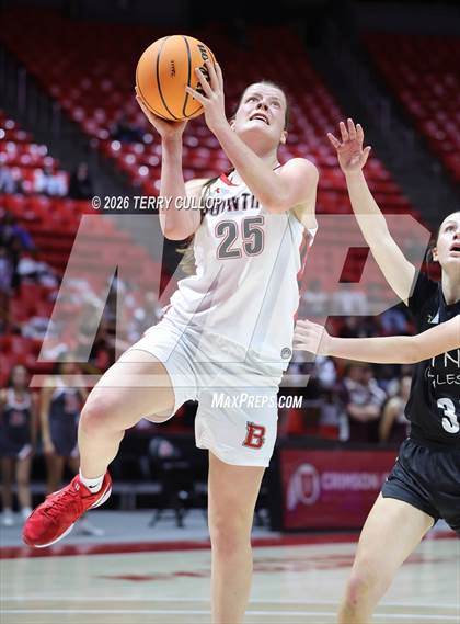 Thumbnail 2 in Bountiful vs. Maple Mountain (UHSAA 5A Quarterfinal) photogallery.