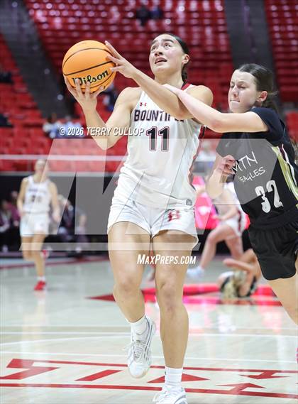 Thumbnail 2 in Bountiful vs. Maple Mountain (UHSAA 5A Quarterfinal) photogallery.