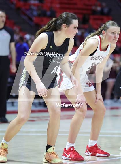 Thumbnail 3 in Bountiful vs. Maple Mountain (UHSAA 5A Quarterfinal) photogallery.