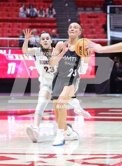 Thumbnail 1 in Bountiful vs. Maple Mountain (UHSAA 5A Quarterfinal) photogallery.