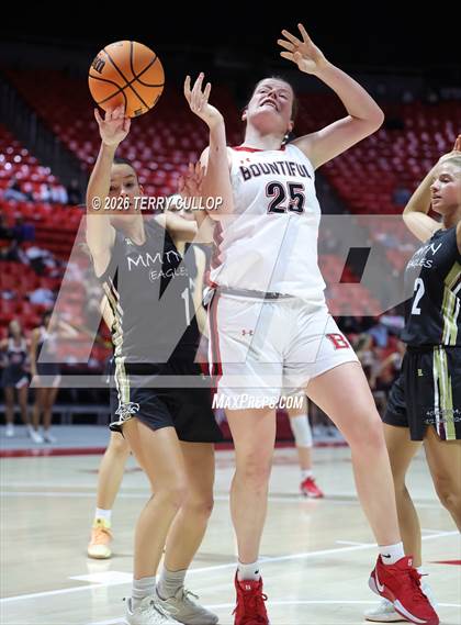 Thumbnail 2 in Bountiful vs. Maple Mountain (UHSAA 5A Quarterfinal) photogallery.
