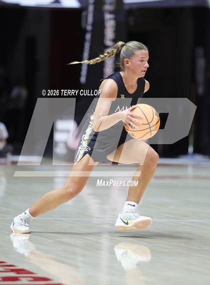 Thumbnail 1 in Bountiful vs. Maple Mountain (UHSAA 5A Quarterfinal) photogallery.