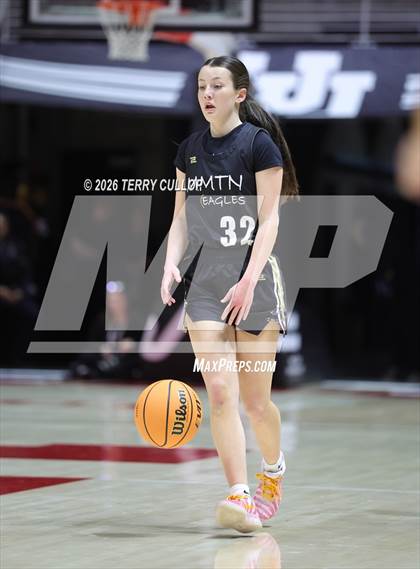 Thumbnail 1 in Bountiful vs. Maple Mountain (UHSAA 5A Quarterfinal) photogallery.