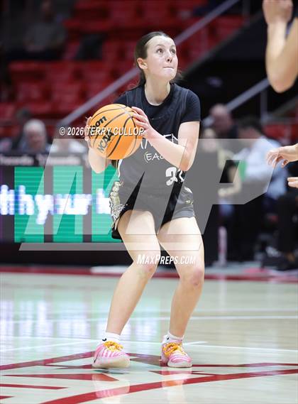 Thumbnail 3 in Bountiful vs. Maple Mountain (UHSAA 5A Quarterfinal) photogallery.