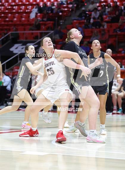 Thumbnail 3 in Bountiful vs. Maple Mountain (UHSAA 5A Quarterfinal) photogallery.