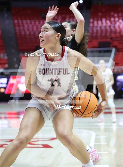 Thumbnail 1 in Bountiful vs. Maple Mountain (UHSAA 5A Quarterfinal) photogallery.