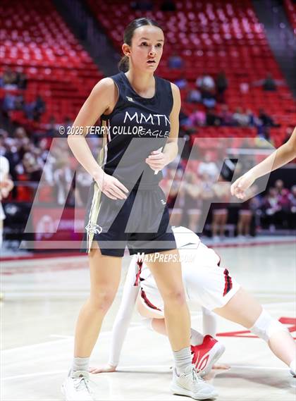 Thumbnail 3 in Bountiful vs. Maple Mountain (UHSAA 5A Quarterfinal) photogallery.