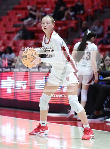 Thumbnail 1 in Bountiful vs. Maple Mountain (UHSAA 5A Quarterfinal) photogallery.