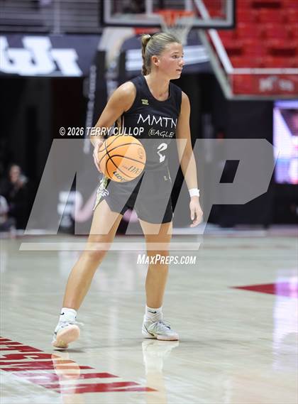 Thumbnail 2 in Bountiful vs. Maple Mountain (UHSAA 5A Quarterfinal) photogallery.