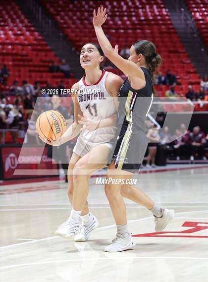 Thumbnail 3 in Bountiful vs. Maple Mountain (UHSAA 5A Quarterfinal) photogallery.