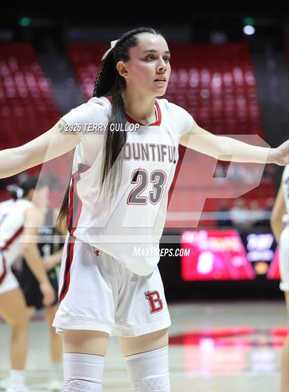 Thumbnail 1 in Bountiful vs. Maple Mountain (UHSAA 5A Quarterfinal) photogallery.