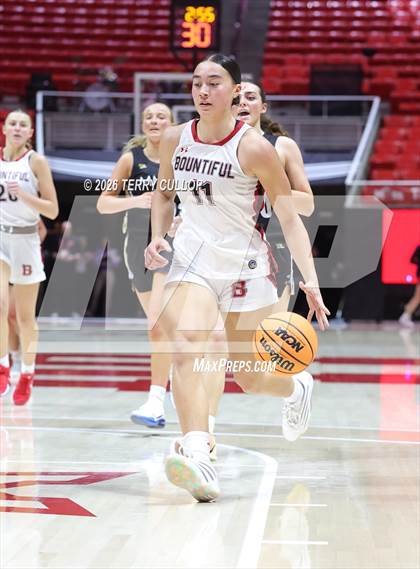 Thumbnail 1 in Bountiful vs. Maple Mountain (UHSAA 5A Quarterfinal) photogallery.