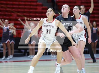 Thumbnail 2 in Bountiful vs. Maple Mountain (UHSAA 5A Quarterfinal) photogallery.