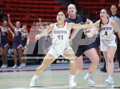 Thumbnail 1 in Bountiful vs. Maple Mountain (UHSAA 5A Quarterfinal) photogallery.