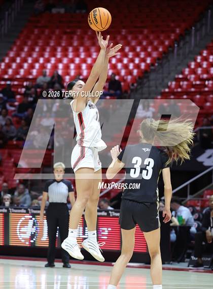 Thumbnail 2 in Bountiful vs. Maple Mountain (UHSAA 5A Quarterfinal) photogallery.